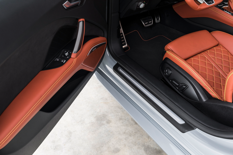 Illustration for article titled The Interior on the New Audi TT 20th Anniversary Edition Is a Stunner